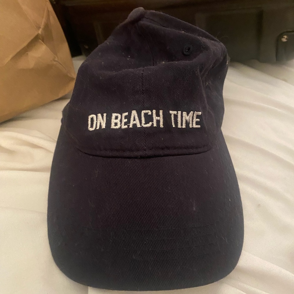 Navy blue beach hat